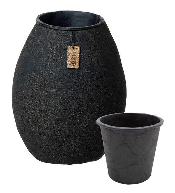 WZX3ASH_Egg-w.-pot_low-res black